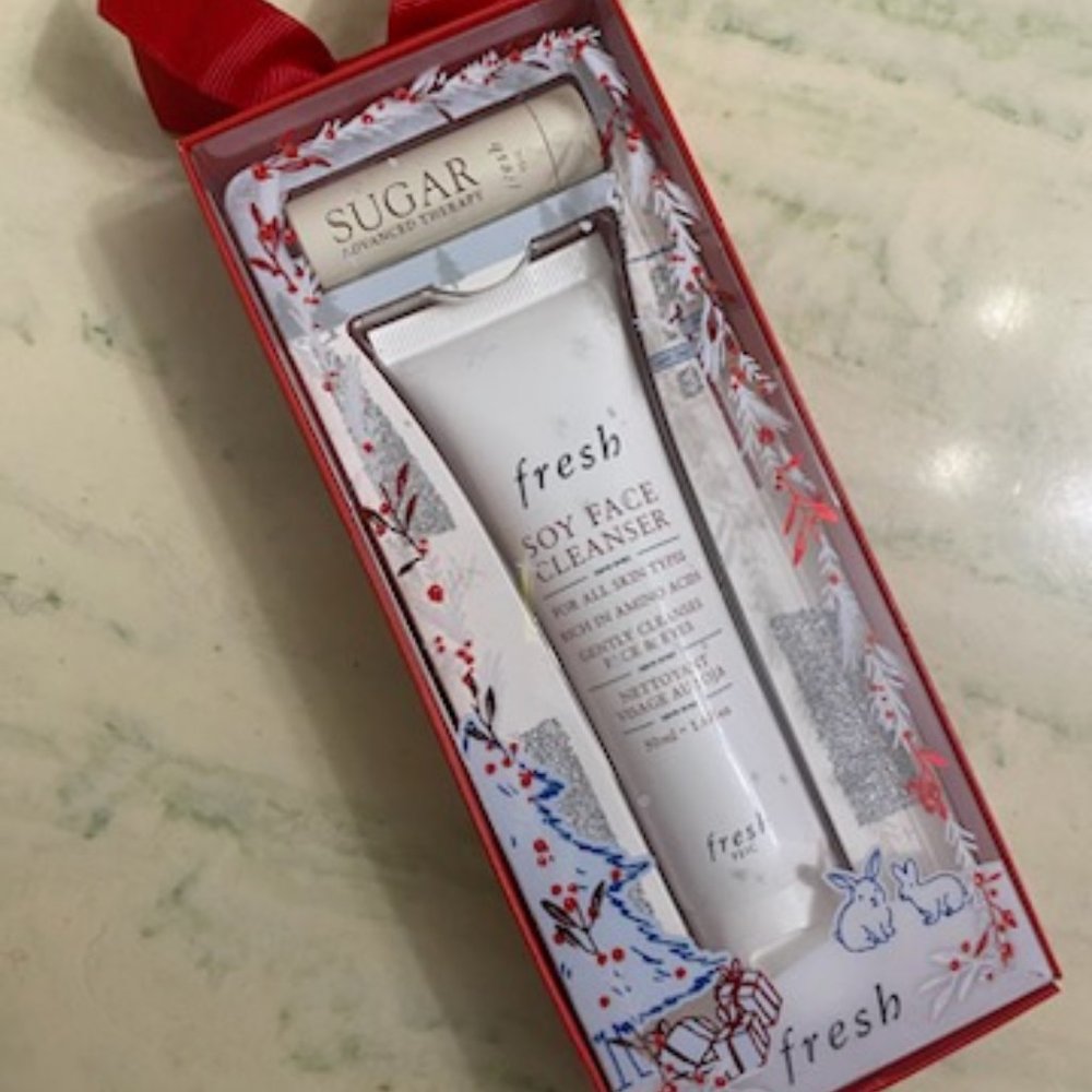 Fresh soy facial cleaner with sugar lip balm
